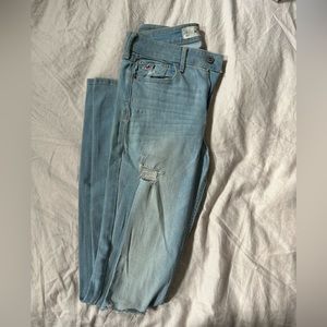 Hollister light wash skinny Jean - size 5